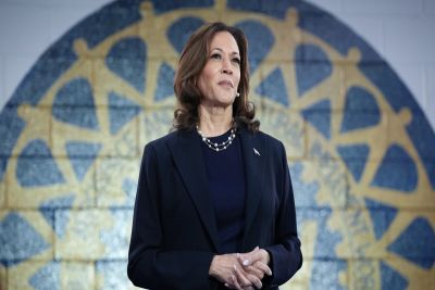 Kamala atinge 48%, e Trump, 47%, em pesquisa diária da TIPP a uma semana da eleição americana