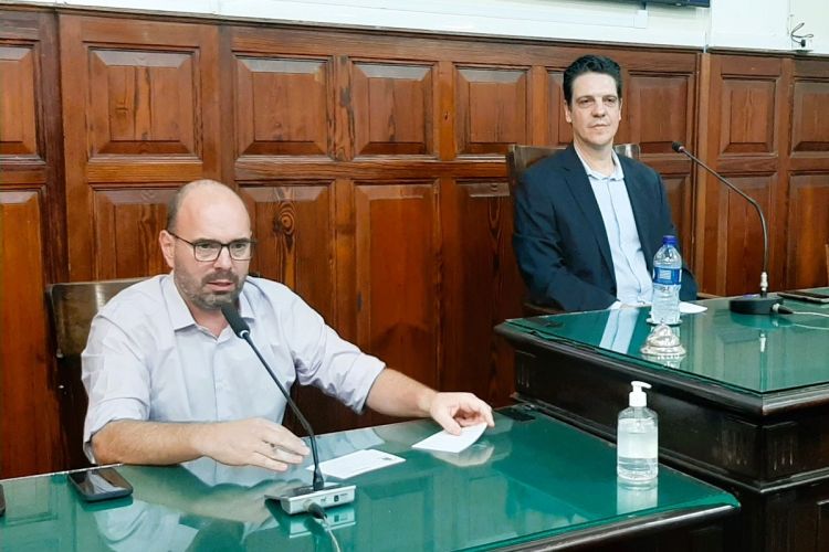 Prefeito Netto Donato participa da mesa redonda da conferência municipal contra a emergência climática