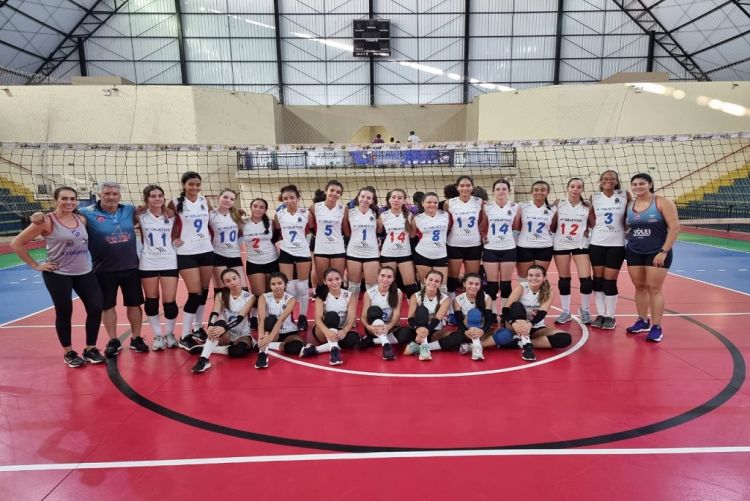 Após 15 anos, vôlei infantil da AVS/Smec estreia em maio