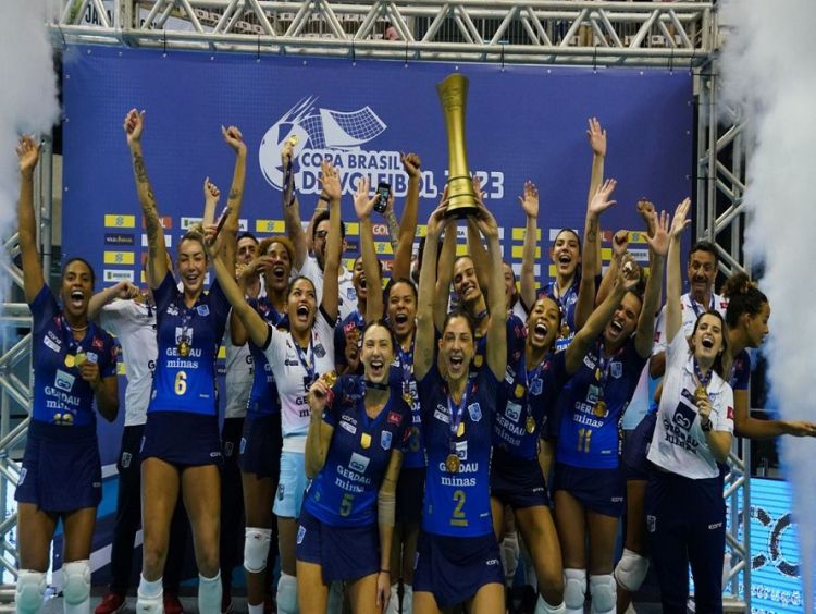 Minas conquista o tricampeonato da Copa Brasil de vôlei feminino