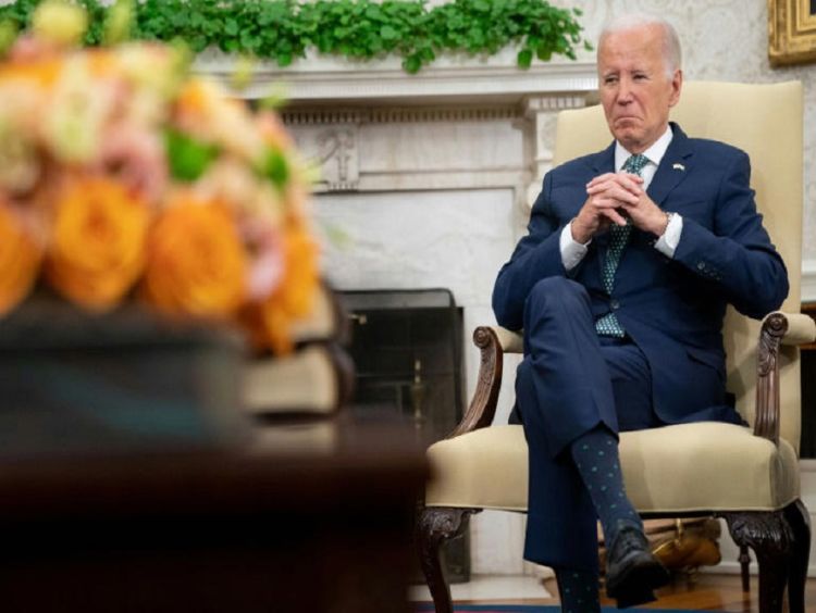 Republicanos no Congresso dos EUA lançam campanha para destituir Biden