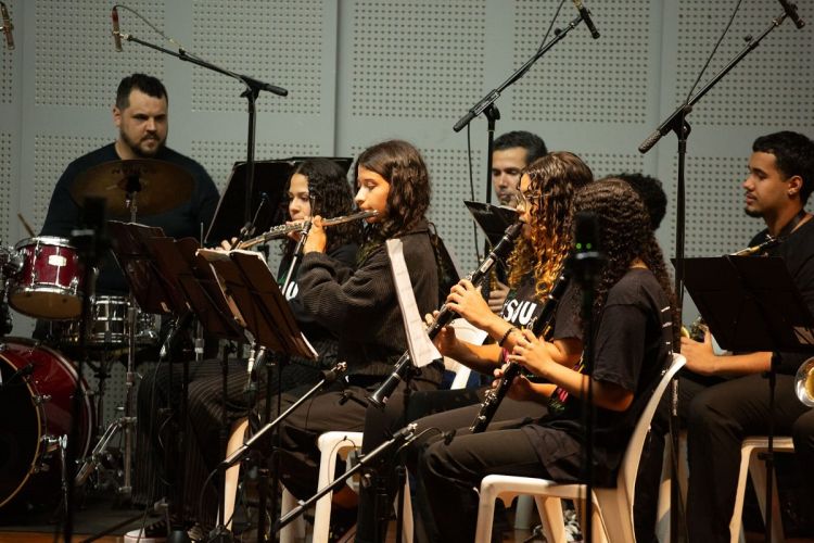 Continuam as inscrições para os cursos gratuitos de música do GURI