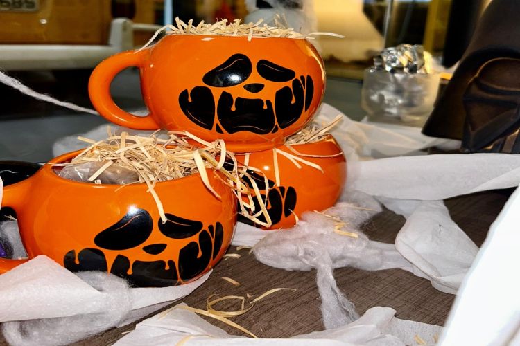 Halloween: tendências criativas em decoração e presentes para entrar no clima