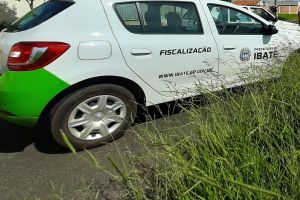 IBATÉ | Fiscalização autua proprietários de terrenos com mato alto