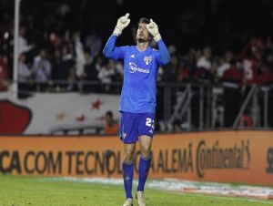 São Paulo bate Sport nos pênaltis e vai às quartas de final da Copa do Brasil