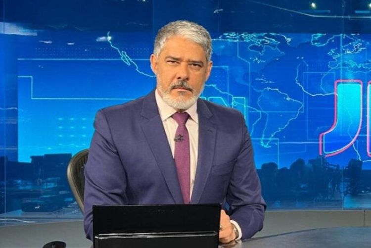 William Bonner expõe filho de Jair Bolsonaro no ‘Jornal Nacional’