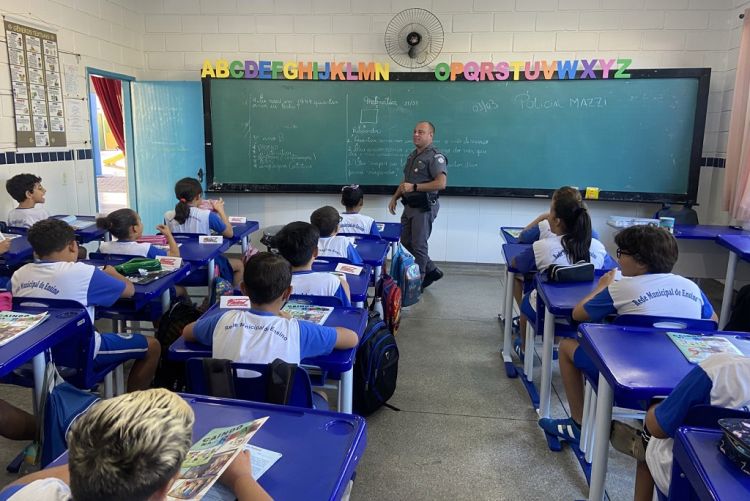 Aulas do Proerd começam em duas escolas municipais de Ibaté