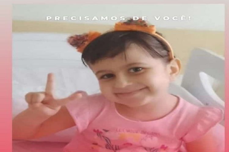 Valentina aguarda por transplante de medula