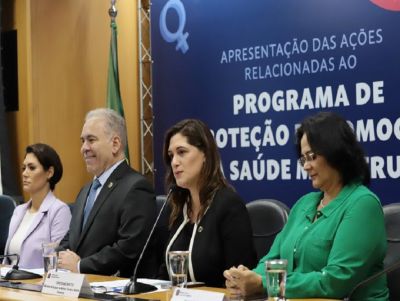 Cerca de 4 milhões de mulheres serão beneficiadas com a oferta gratuita de absorventes pelo Sistema Único de Saúde (SUS)