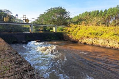 Manutenção preventiva na captação do Ribeirão Feijão