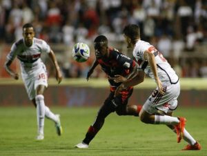 São Paulo vence Ituano e vai às oitavas da Copa do Brasil