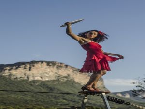 O Salto, espetáculo de circo é atração no Sesc