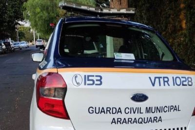 Mototaxista é preso por adulterar a placa da moto