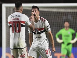 São Paulo bate San Lorenzo e vai às quartas da Sul-Americana