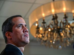 Caracas usa queda de Guaidó para recorrer de decisão sobre ouro em Londres