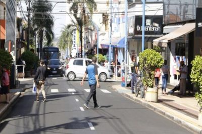 Dia dos Pais: comércio de Araraquara atende em horário especial na sexta (9)