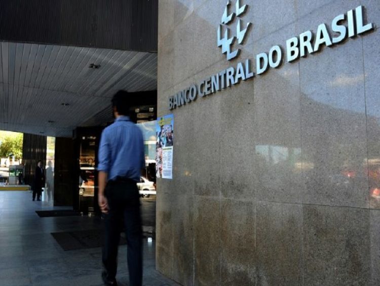 Decisão do Banco Central de manter a Selic em 13,75 foi correta, avalia FecomercioSP