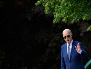 Batalha de Biden pela reeleição é política, mas também financeira