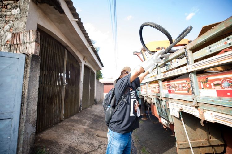 São Carlos retoma a operação Cata Treco pelo bairro Antenor Garcia