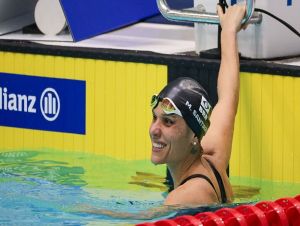 Natação: Carol Santiago é ouro, o 1º do Brasil no Mundial Paralímpico