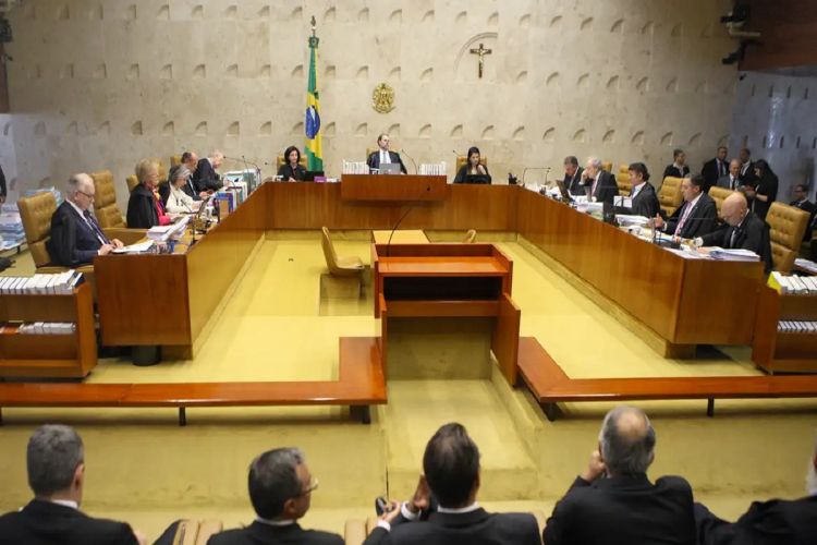 STF em sua maioria vota por manter símbolos religiosos em órgãos públicos