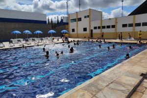 PISCINA MUNICIPAL DE IBATÉ: Estrutura renovada e acesso gratuito para todos