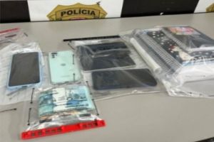 Polícia prende 10 integrantes de quadrilha especializada em tráfico de drogas