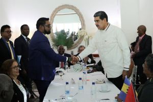 Guiana e Venezuela se dizem comprometidas a manter paz na região