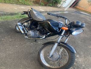 PM apreende moto na Vila Pureza