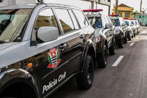 Polícia prende dupla que manteve vítima refém durante roubo em Campinas