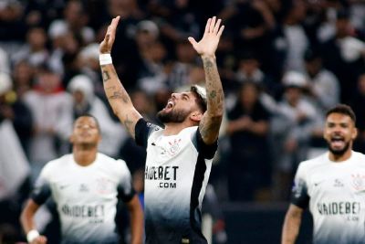 Corinthians goleia Argentinos Jrs. e decide ida às oitavas da Sul-Americana em casa