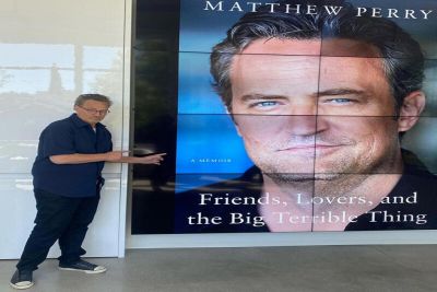 Livro de Matthew Perry desbanca Britney Spears e vira mais vendido do mundo