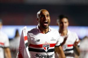 São Paulo ganha do Cruzeiro e entra no G4 do Brasileiro