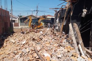 Campeã olímpica Maurren Maggi visita a Santa Casa de São Carlos e elogia o trabalho da instituição