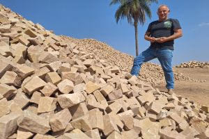 Pedra Portuguesa Amarela de São Carlos: Um Patrimônio Ameaçado pela Legislação Ambiental